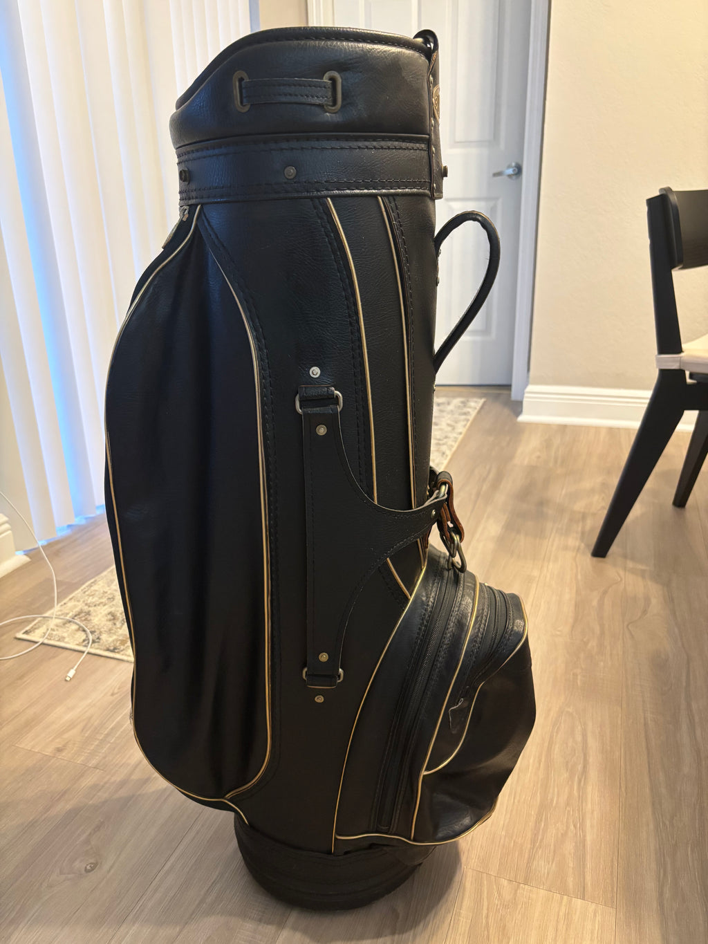 Burton Vintage Leather Golf Bag